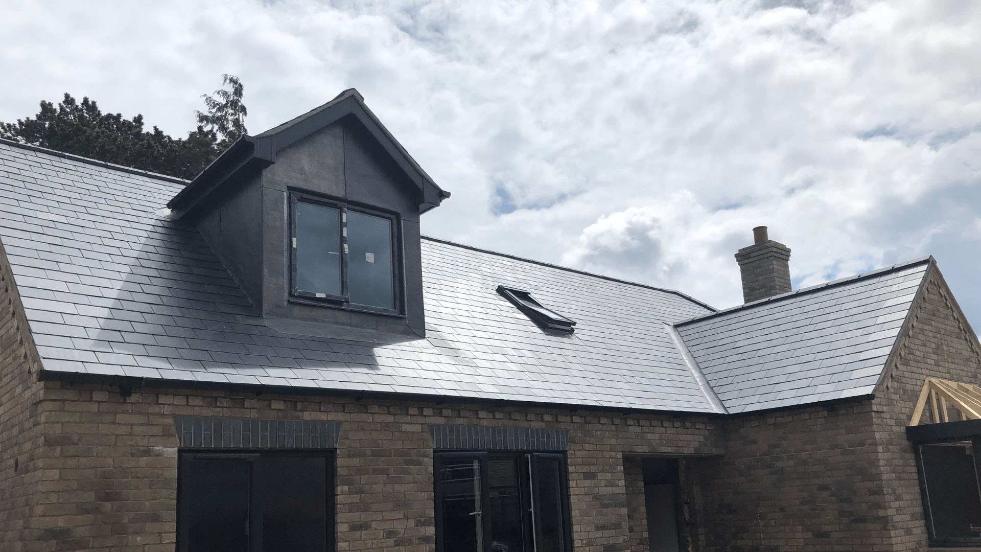 Assured-Roofing-Finished-new-build-roof